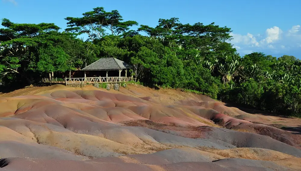 La tierra de los siete colores de Chamarel en Isla Mauricio