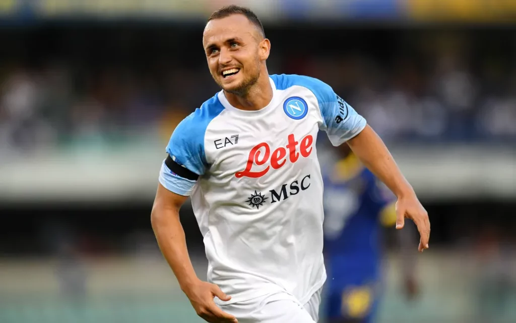 Los italianos se muestran reacios a dejar ir a su pupilo