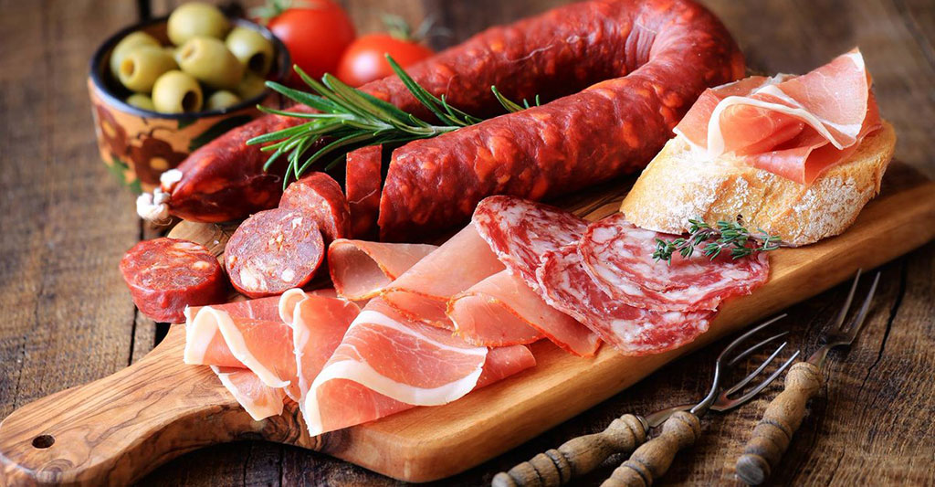 Causas de comer alimentos altos en nitritos