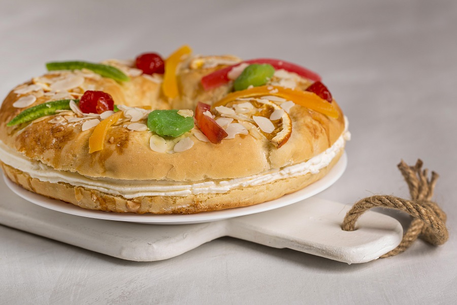 Roscón de reyes relleno