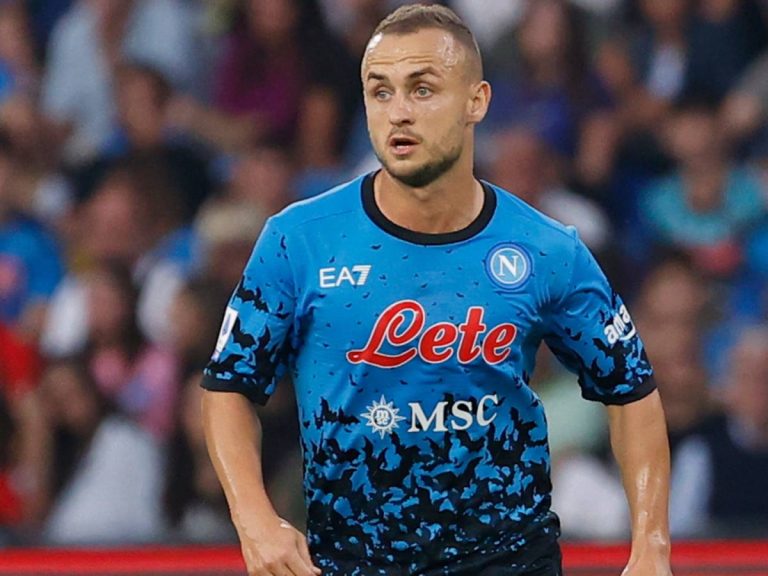 Lobotka allana el camino al FC Barcelona