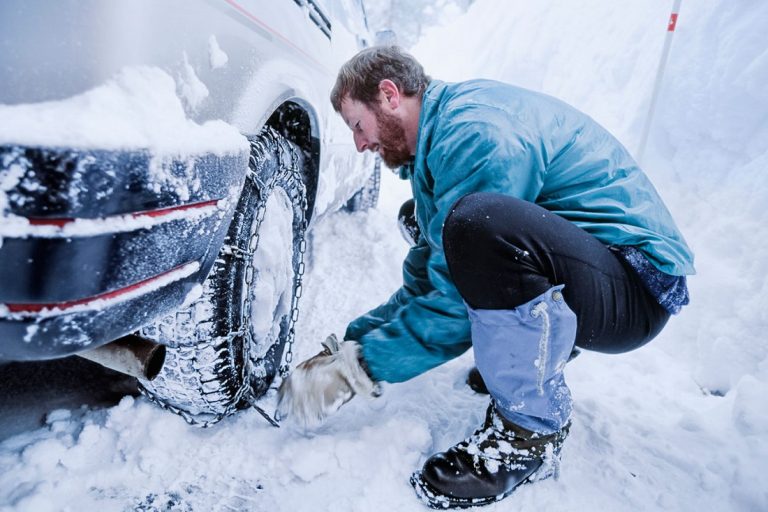 Conducir con nieve: estos son los tipos de cadenas que puedes poner