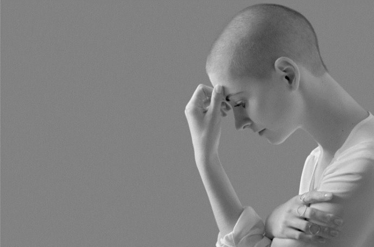 La sombra del Cáncer: Ser la vela o el espejo que la refleja