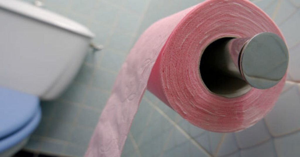 papel higiénico rosa