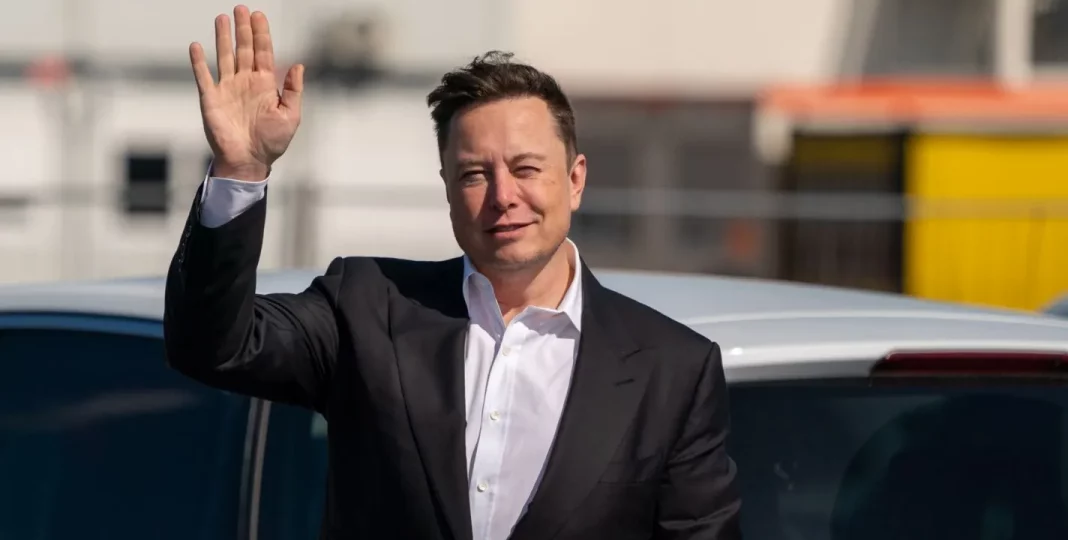 Elon Musk pone el último clavo en la tumba de X, más cerca de Onlyfans que de Twitter