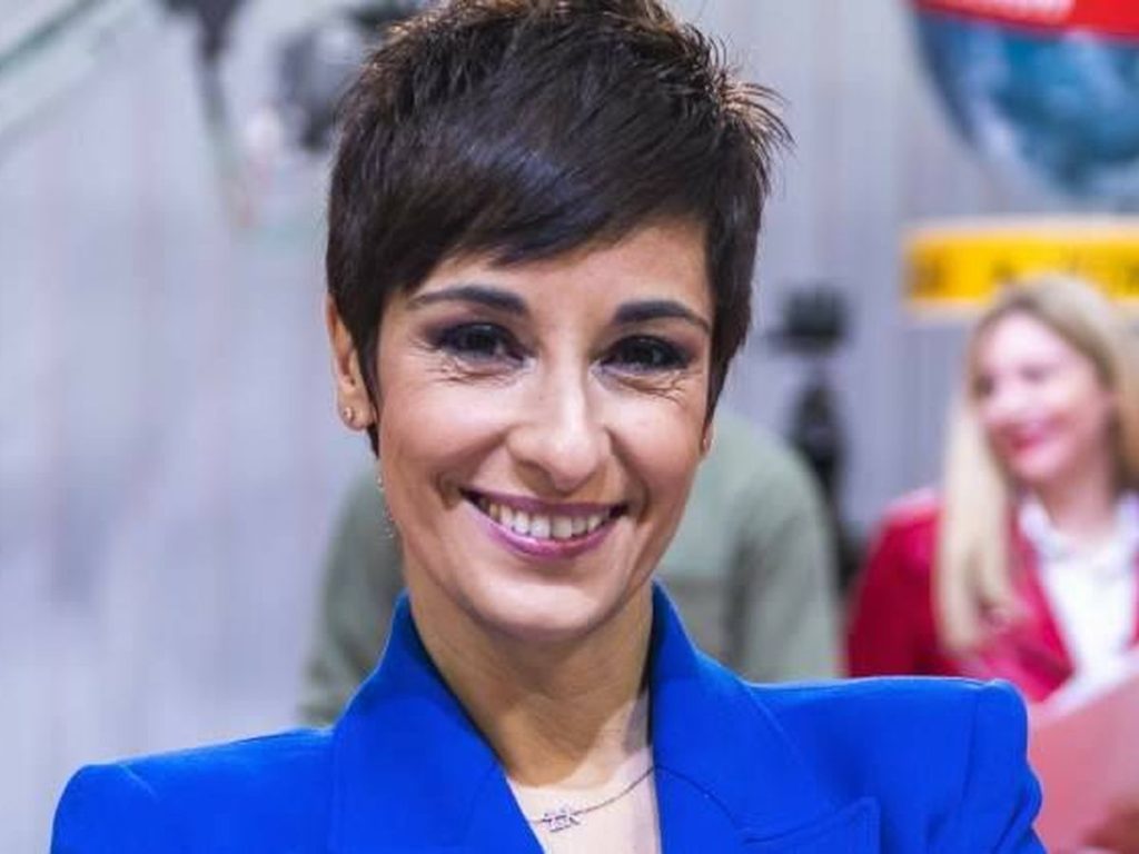 ¿Por qué Esteban condujo Sálvame?