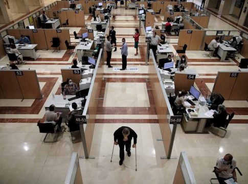 Funcionarios públicos ley despedidos Funcionarios públicos ley despedidos