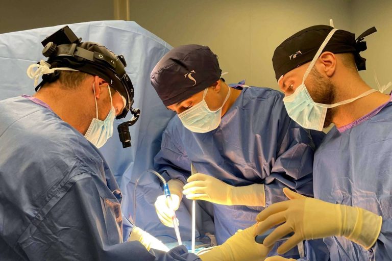 Los beneficios de la operación de prótesis de cadera con la técnica pionera de Traumatología Soler