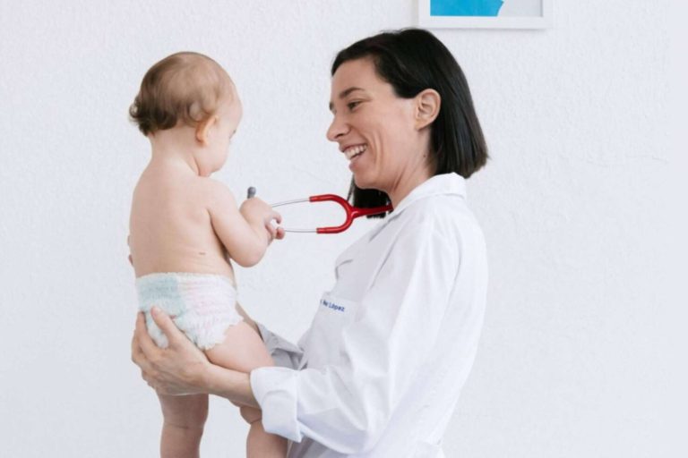 ¿Quién es Mar López, la pediatra con el vídeo de Tik Tok más viral de pediatría con 15 millones de views y 1 millón de me gusta?