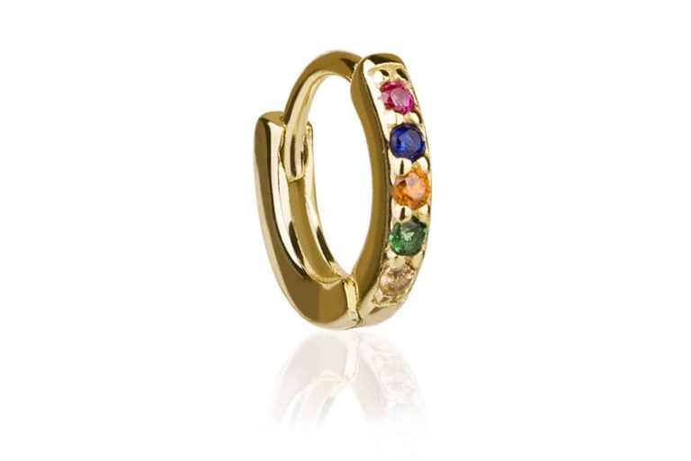 T-ADORO ofrece una amplia gama de coloridos piercings de aro