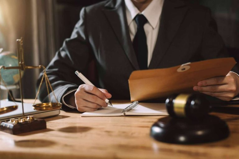 Los servicios de un detective privado para un despacho de abogados de CTX Detectives Privados