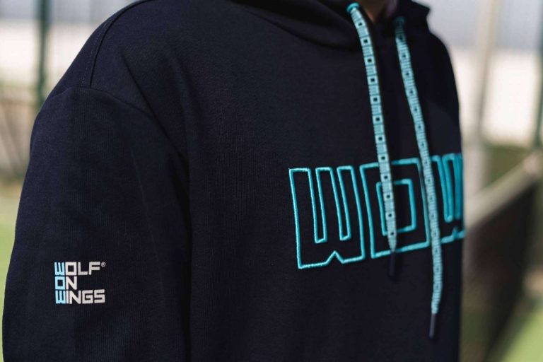 La nueva marca que revolucionará el pádel con moda y diseño, Wolf on Wings
