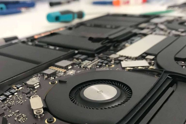 iRepairs, expertos en la reparación de iMac y de otros dispositivos de la marca Apple en Barcelona