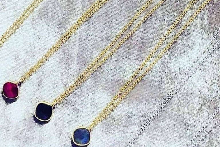 Cosas buenas, bonitas y baratas en la tienda de ropa y complementos Two Ducks, situada en Major de Sarrià, Barcelona