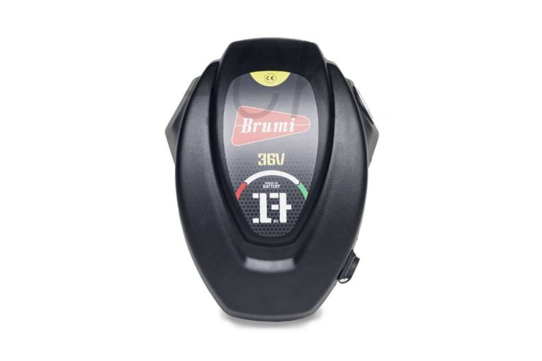 AGROCOR ofrece baterías para vareadores, para utilizar estas herramientas en época de recolección durante más tiempo