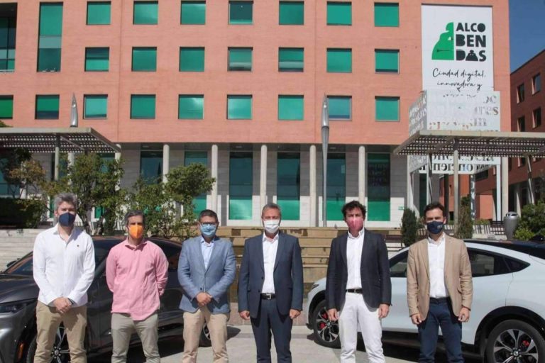 ¿Cómo contribuir en la sostenibilidad de las ciudades? indigitall permite recibir notificaciones de tráfico