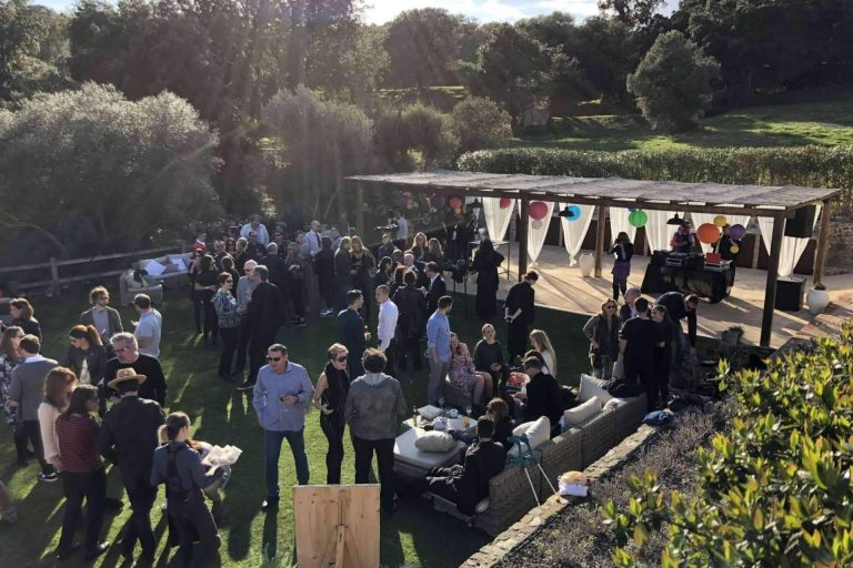 Cuáles son las ventajas de contar con Alquilar Sonido en eventos corporativos y conferencias