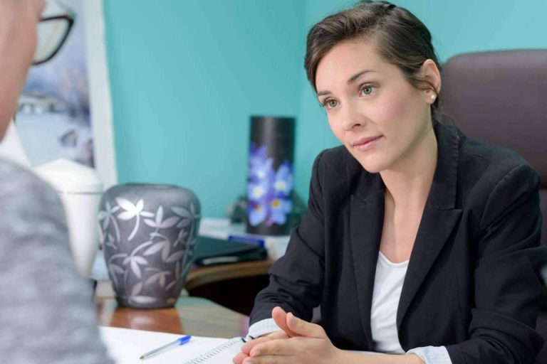 ¿En qué consiste como profesión la tanatopraxia y la tanatoestética? Tanatos Formación