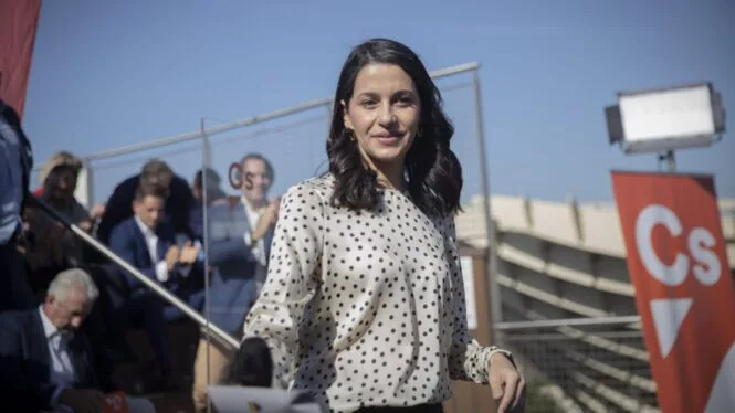 Feijóo quiere dar la última puñalada a Ciudadanos