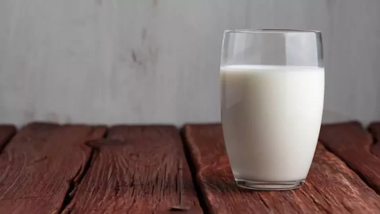 Los principales motivos por los que no deberías tomar leche