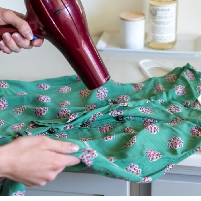 Secar la ropa con un secador