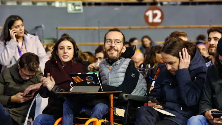 Podemos e IU cierran una alianza en Canarias para las elecciones autonómicas y locales