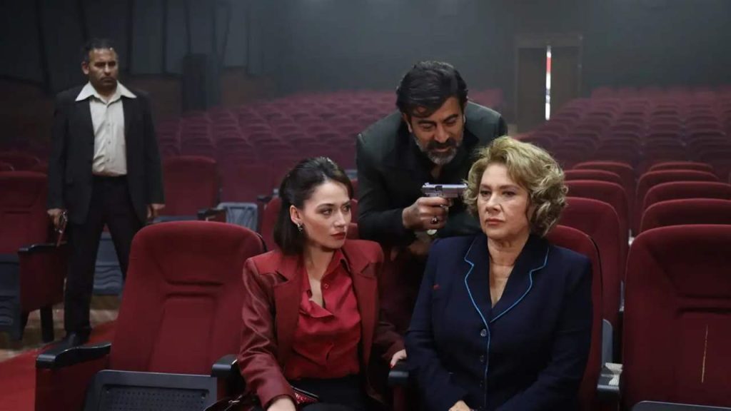 Tierra Amarga: La estrategia de Betül