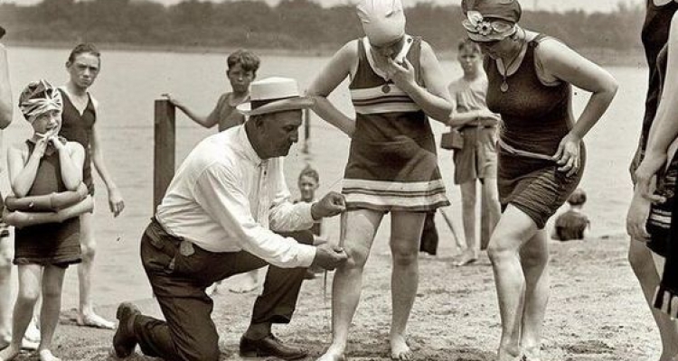 Mujeres que tenían dos huevos