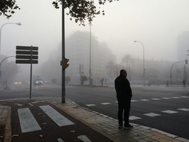El frío, las olas o la niebla tendrán este jueves 12 de enero en vilo a España