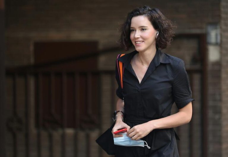 El PSOE pide a la secretaria de Estado de Igualdad que rectifique y dirigentes del partido piden su dimisión