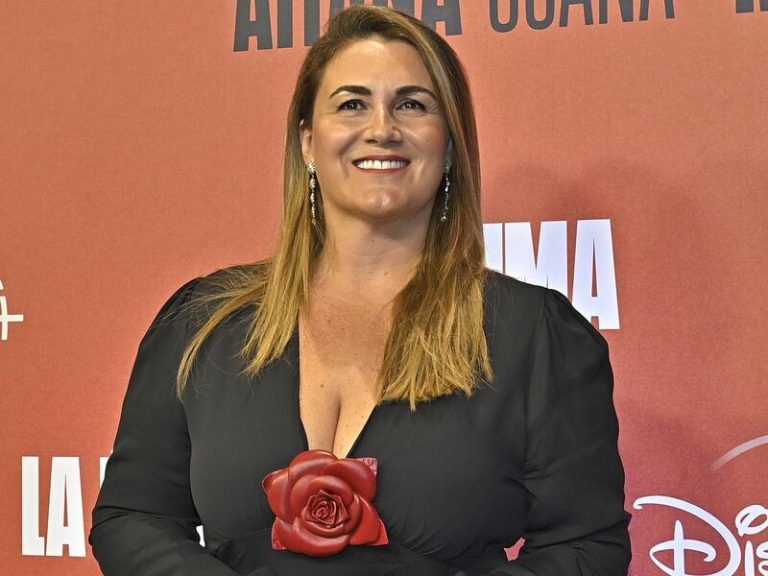 Carlota Corredera da la cara por el chófer de Teresa Campos, Gustavo