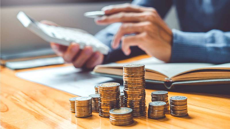 El nuevo ‘impuesto a los ricos’ deja en jaque a Madrid: podría caer el PIB un 0,6%