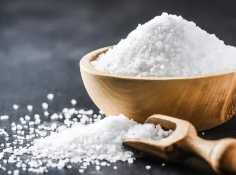 La sal, el nuevo material que eliminará los gases invernaderos La sal, el nuevo material que eliminará los gases invernaderos