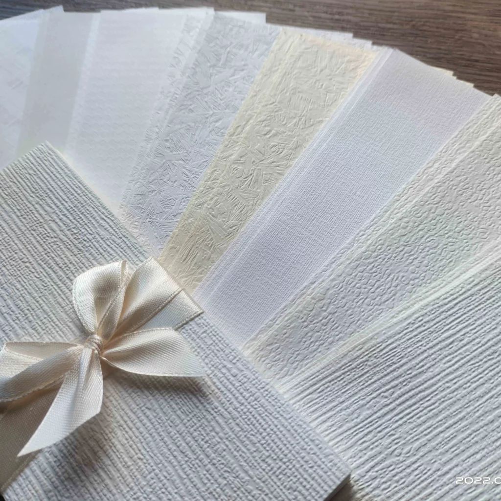 Papel de flores, sellos y más artículos de papelería de AliExpress que te recordarán a tu infancia