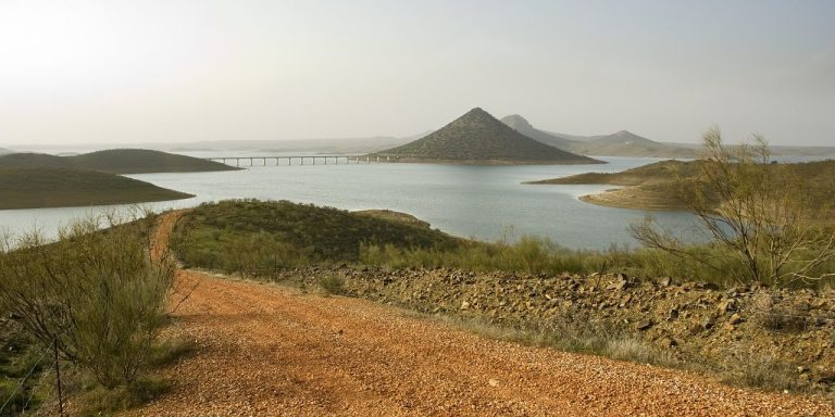 Así de impresionante es la rotonda más grande de Europa (y está en España)