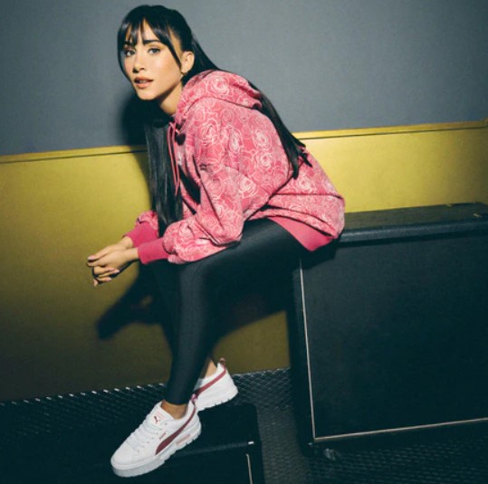 El Corte Inglés lleva las zapatillas de Aitana con descuentazo