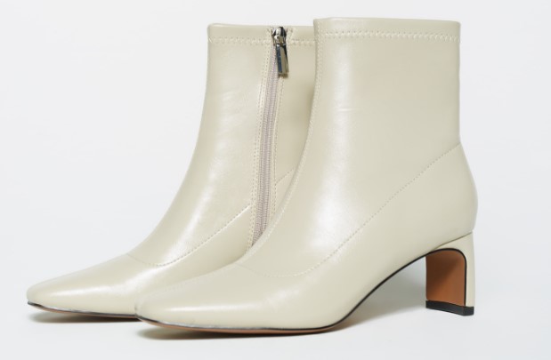 Botín tacón medio de Sfera