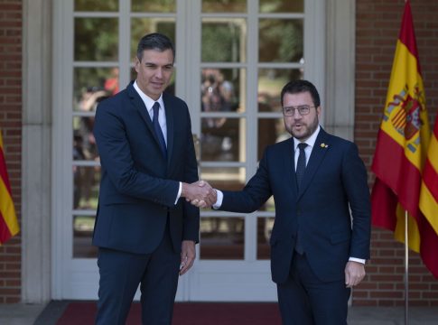 Cumbre hispano-americana: reencuentro de Sánchez y Aragonès