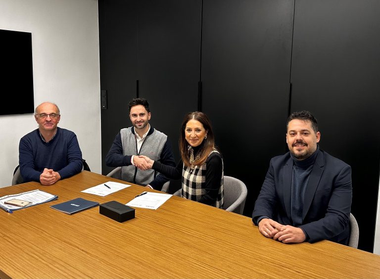 Escoem firma un acuerdo con Juventudes Musicales Granada