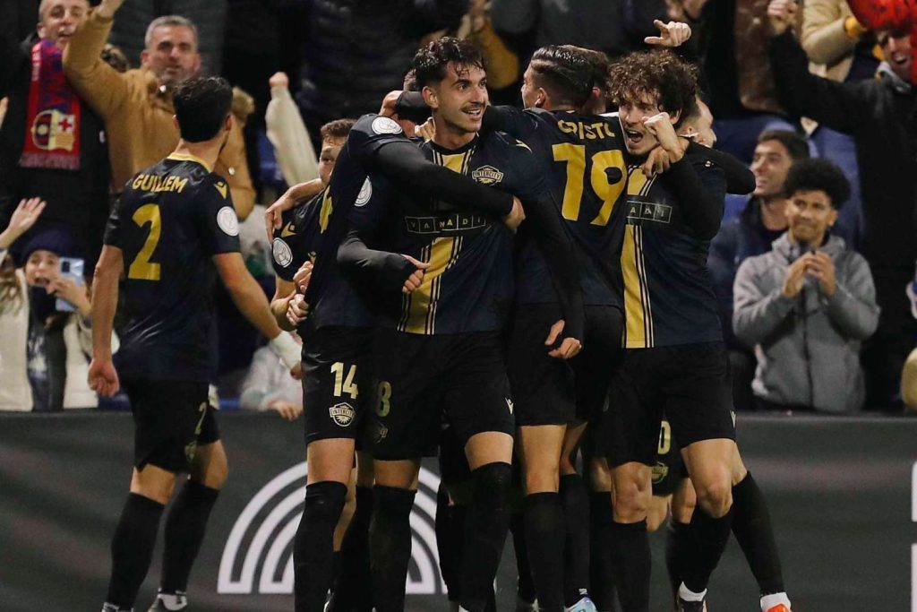 La cortina de humo del Barcelona con las palancas económicas 