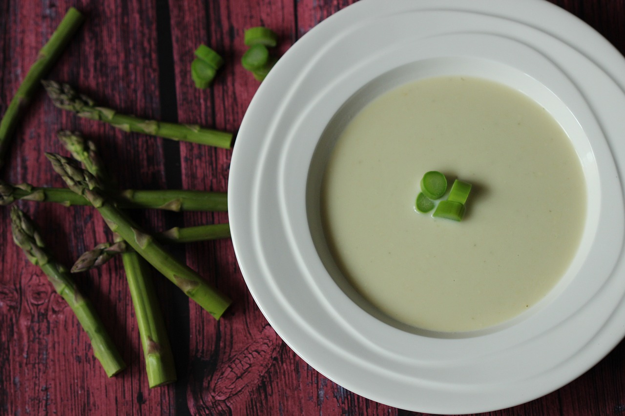La crema de calabacín y queso que te ayudará a bajar los kilos de la Navidad (4) crema de verduras