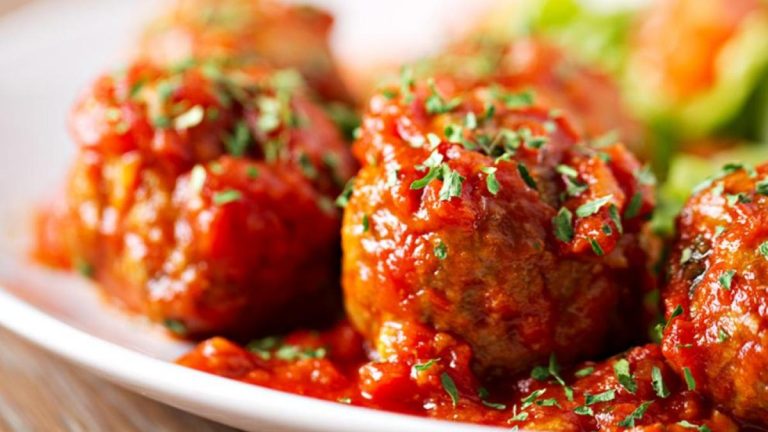 La receta de albóndigas sana por menos de 3 euros