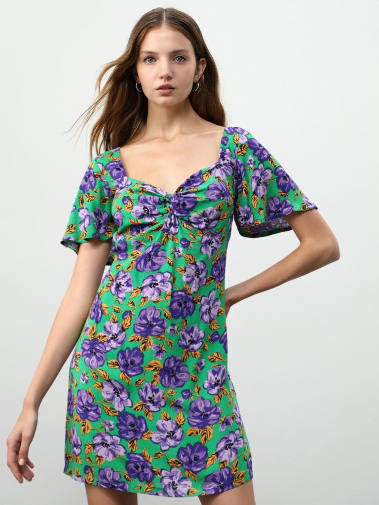 El vestido de Lefties a precio de mercadillo que causa sensación 68 Lefties - Vestido Escote Corazón