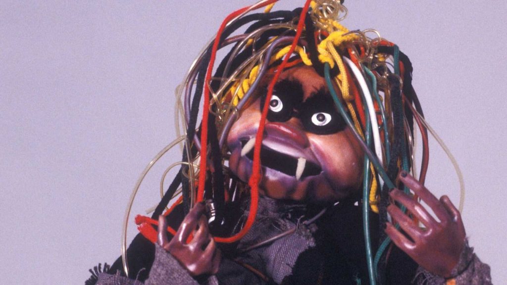 No te rías de la Bruja Avería