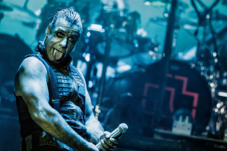 Portadas de discos de rock que hoy en día estarían prohibidas y denunciadas