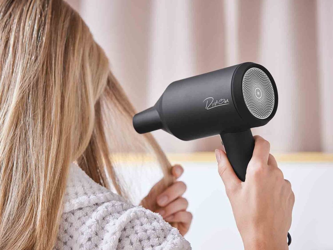 Secador de pelo compacto Rita Ora 2000 W