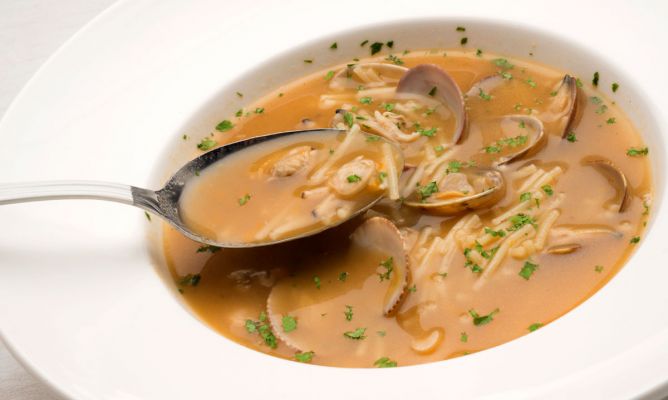 Sopa de almejas cómo hacerla en 5 minutos y que parezca de restaurante