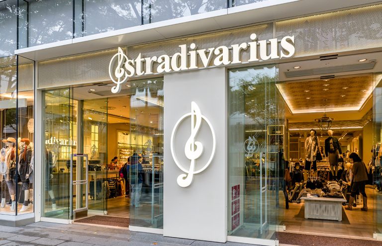 Stradivarius la ropa de sport más trendy al mejor precio