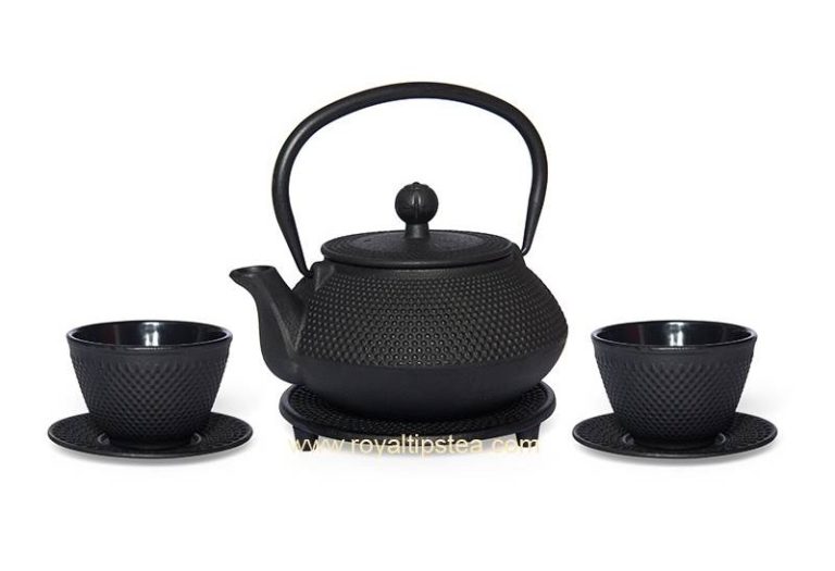 Teteras de hierro: ventajas y cómo mantenerlas