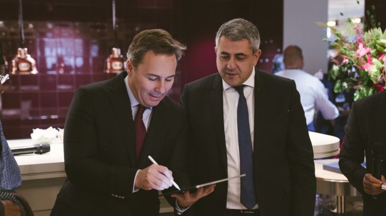 La Organización Mundial del Turismo y WOW CONCEPT cierran un acuerdo estratégico para promocionar el turismo de compras